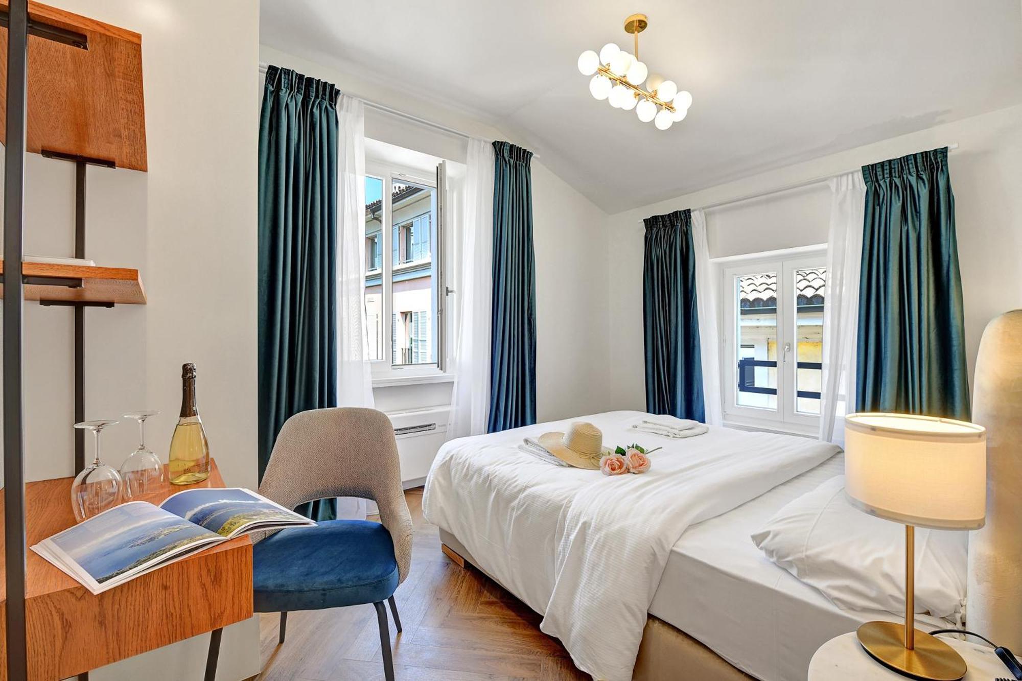 Novos Central Apartments Lugano Luaran gambar